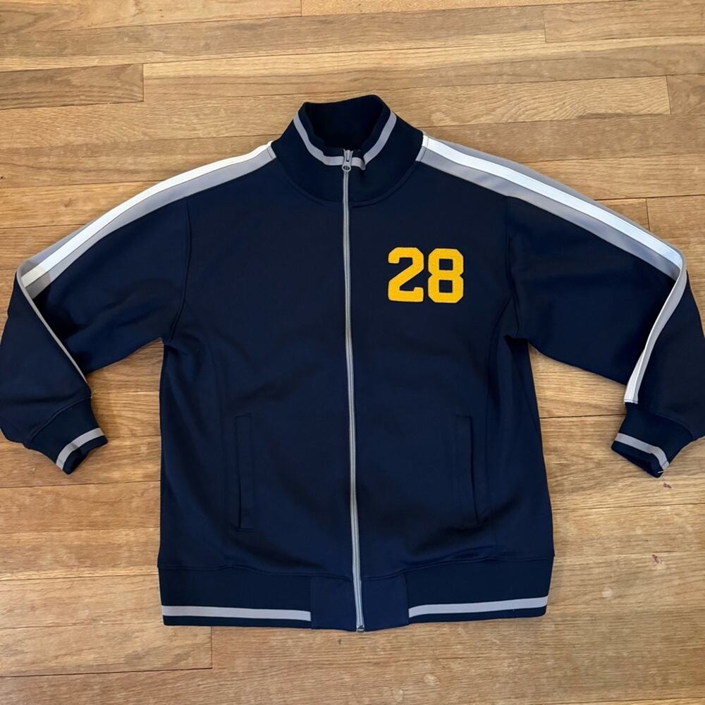 Old Navy navy blue full zip jacket size XL
b55